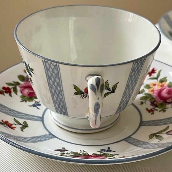 Birks antique from 1900s Teacups and Saucers - Picture 6 of 8